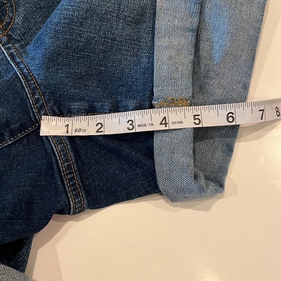 GAP Maternity Cuffed Shorts Size 33 / 16 R - Picture 6 of 16